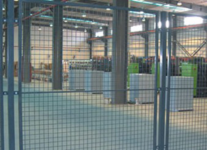 建筑护栏网、家用护栏网、工厂隔离栅 安平县正美丝网制品综合服务指南